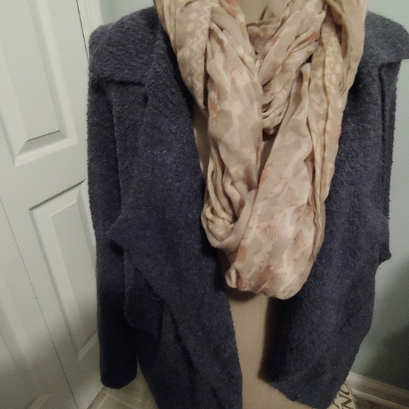 LOFT Sweaters - ❤SOLD❤